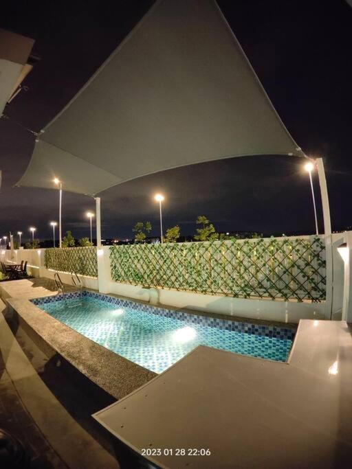 Prima Guest House - Puncak Alam Homestay Mus-Lim Friendly Bandar Puncak Alam Exterior photo
