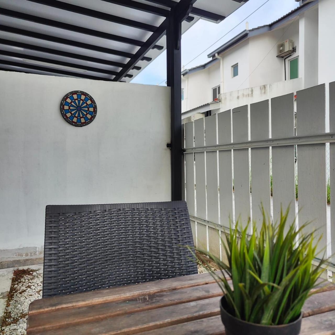 Prima Guest House - Puncak Alam Homestay Mus-Lim Friendly Bandar Puncak Alam Exterior photo